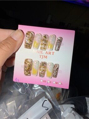 Press On Water Nail, Size Small